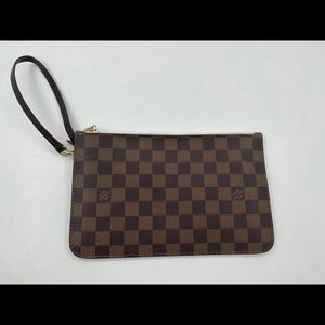 LV Neverfull Pouch